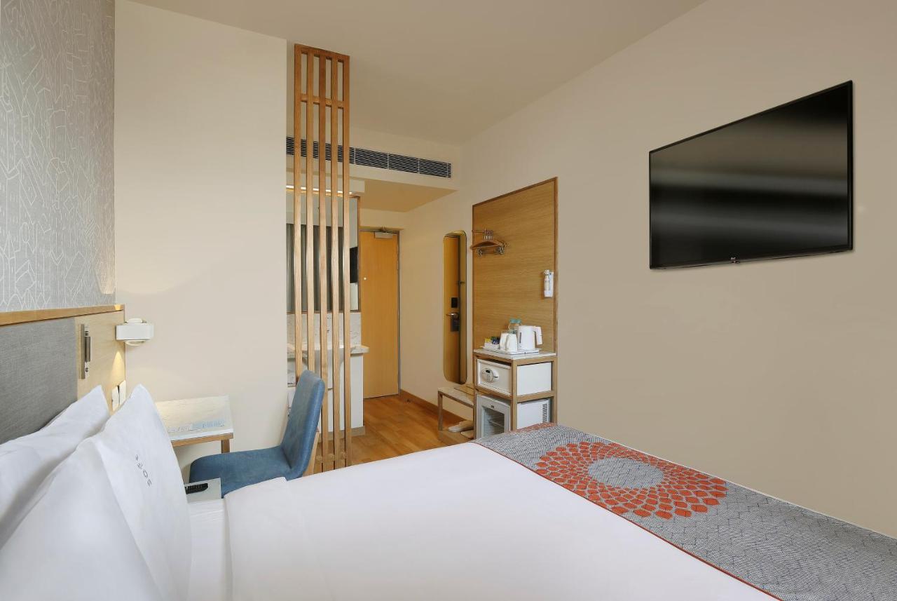 Holiday Inn Express Hyderabad Hitec City By Ihg Exterior foto